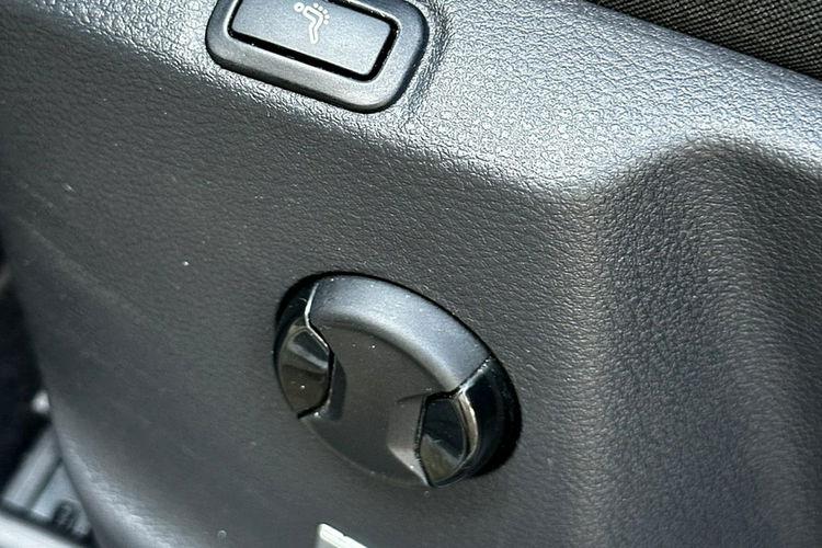 Volkswagen Touran Highline Navi ACC 7 foteli Gwarancja zdjęcie 19