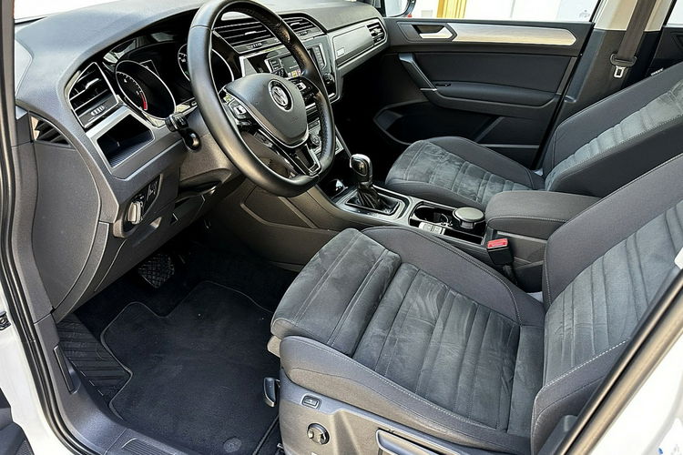 Volkswagen Touran Highline Navi ACC 7 foteli Gwarancja zdjęcie 6
