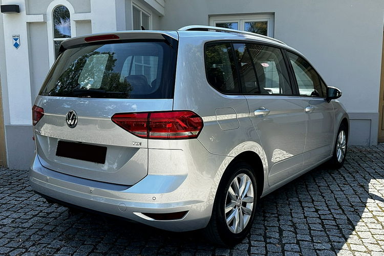 Volkswagen Touran Highline Navi ACC 7 foteli Gwarancja zdjęcie 9