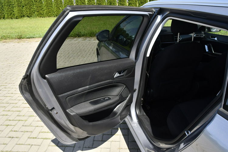 Peugeot 308 1, 5D Kamera Cof 360.Navi, Klimatr 2 str.alufelgi.GWARANCJA zdjęcie 16