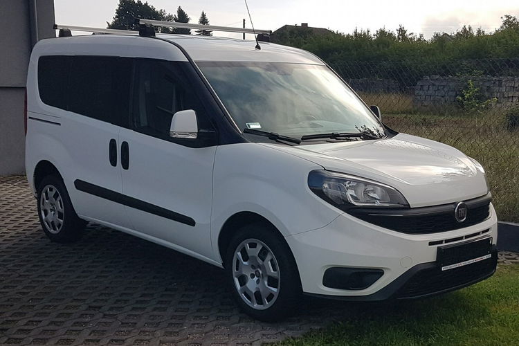 Fiat Doblo 5 OSÓB KLIMA 2xDRZWI BOCZNE PRZESUWNE KRAJOWY I-WŁAŚCICIEL zdjęcie 1