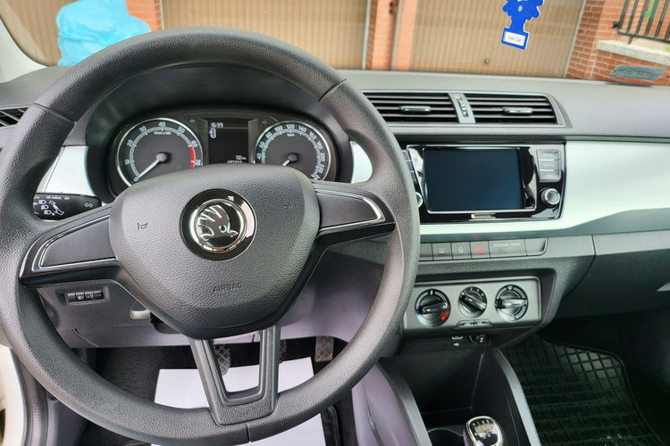 Skoda Fabia 2020 Tylko Salon Polska 1Właściciel GWARANCJA BEZWYPADKOWY zdjęcie 11