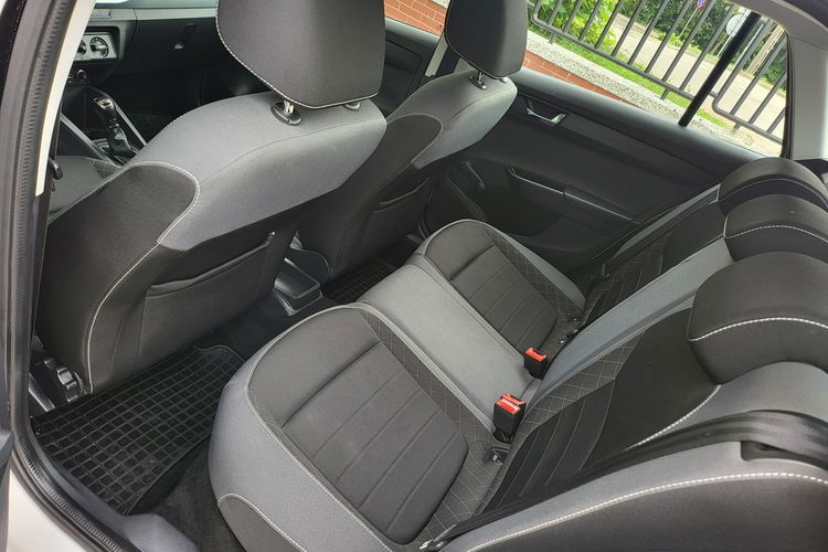 Skoda Fabia 2020 Tylko Salon Polska 1Właściciel GWARANCJA BEZWYPADKOWY zdjęcie 7