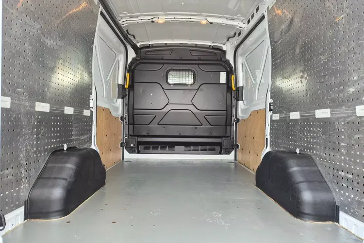 Ford Transit L2H2 57999zł NETTO 2.0TdCi/170KM zdjęcie 39