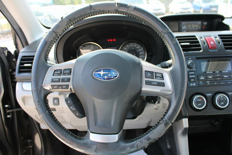 Subaru Forester 4x4 Kamera Szyberdach G.Fotele F-Marża zdjęcie 21