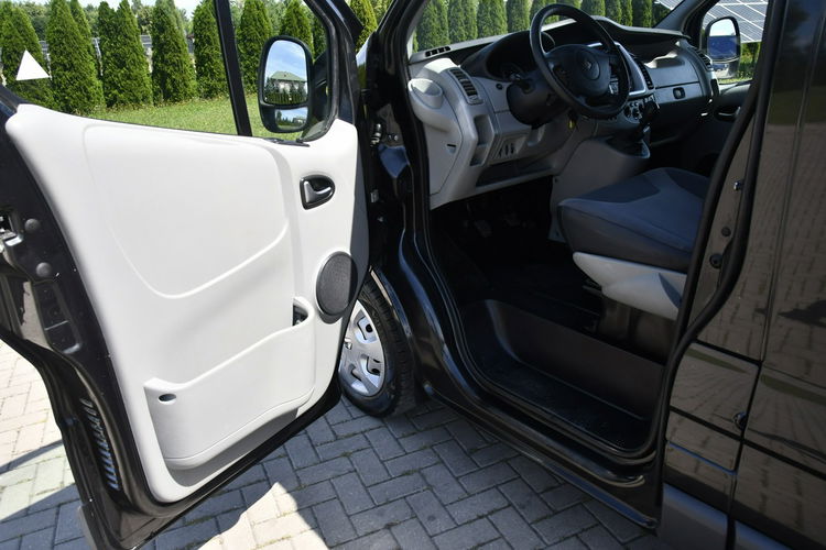 Renault Trafic 2.5dci 6 Osobowe, Klimatronic.Navi, Serwis-FULL.GWARANCJA zdjęcie 16