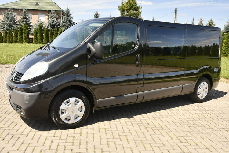 Renault Trafic 2.5dci 6 Osobowe, Klimatronic.Navi, Serwis-FULL.GWARANCJA zdjęcie 5