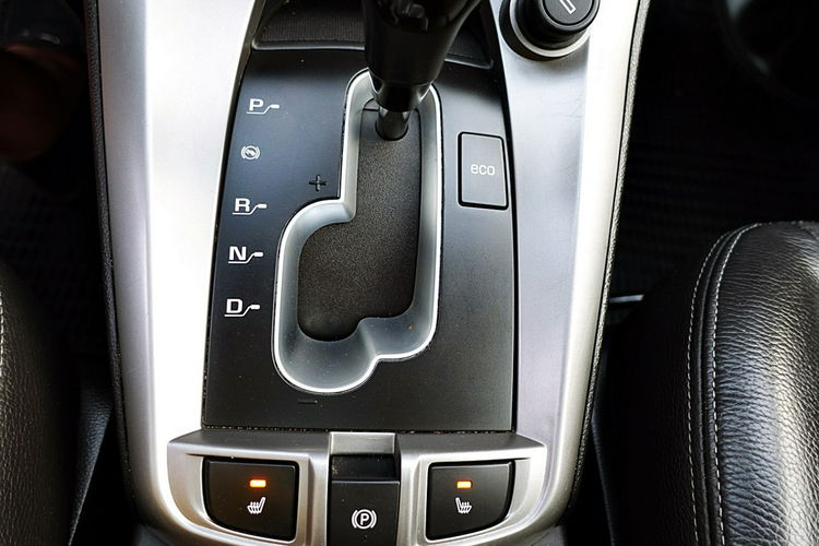 Chevrolet Captiva 7-OSÓB AUTOMAT+Skóra TYLKO 115tyś KM Gwarancja I-wł Kraj Bezwypad FULL 4x2 zdjęcie 18
