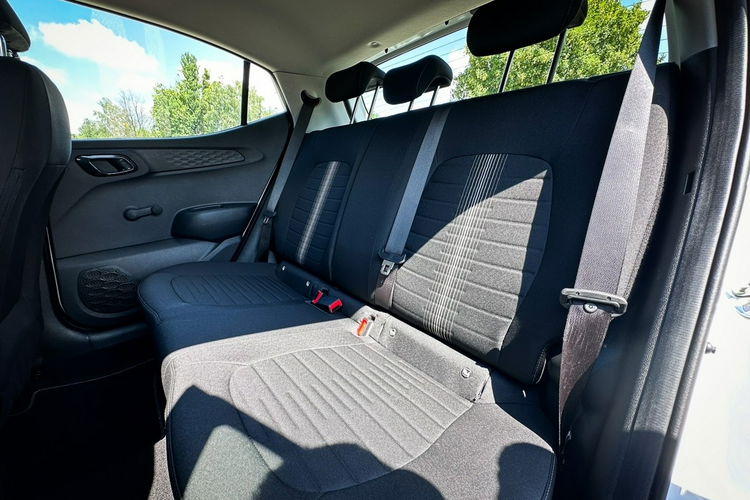 Hyundai i10 zdjęcie 14