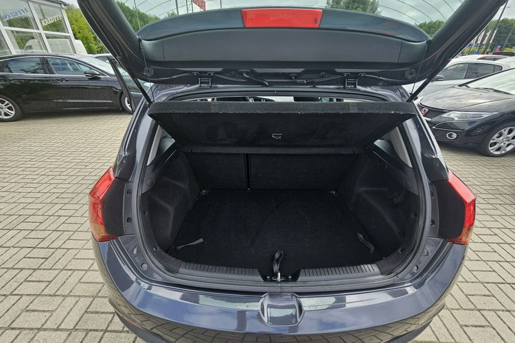 Kia Cee'd grzana kierownica i fotele, tempomat, telefon zdjęcie 30