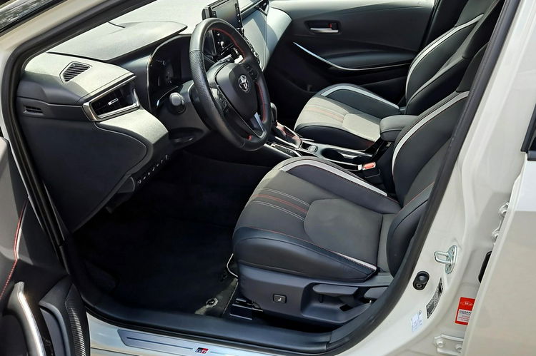Toyota Corolla 1.8 HSD 122KM GR SPORT DYNAMIC, salon Polska, gwarancja, FV23% zdjęcie 10