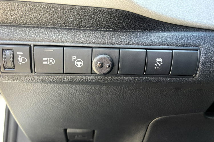 Toyota Corolla 1.8 HSD 122KM COMFORT TECH, salon Polska, gwarancja, FV23% zdjęcie 19