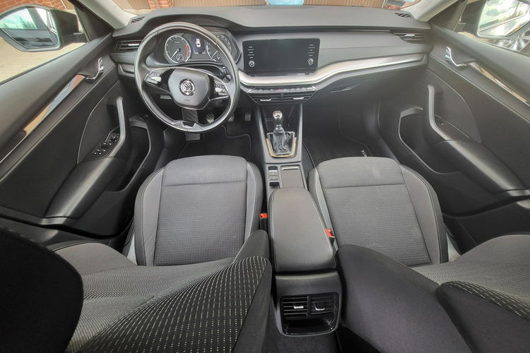 Skoda Octavia 2020/21Tylko Salon Polska 1Właściciel BEZWYPADKOW zdjęcie 14