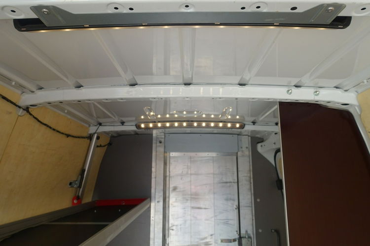 Mercedes Sprinter Fv 23%/ Automat L1H3/ 100% Serwis / Specjalistyczna Zabudowa /Śliczny zdjęcie 24