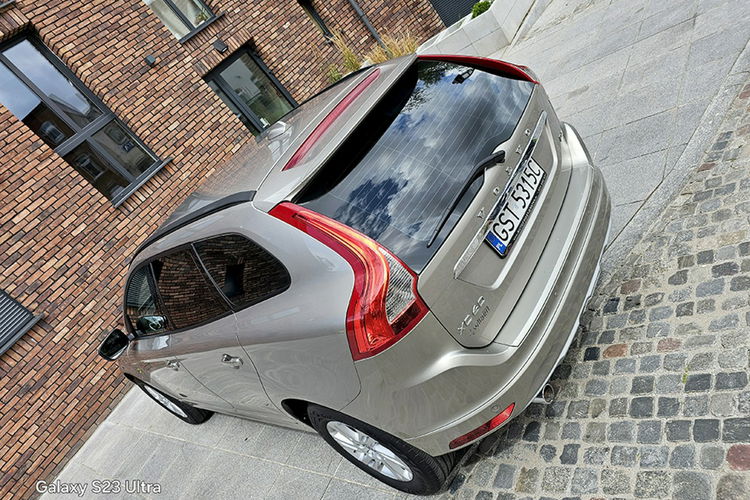 Volvo XC 60 Zarejestrowany Momentum Navi zdjęcie 16