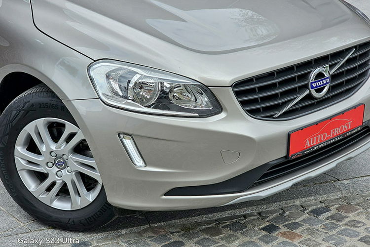 Volvo XC 60 Zarejestrowany Momentum Navi zdjęcie 2