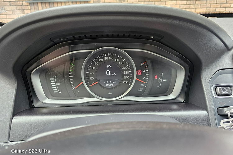 Volvo XC 60 Zarejestrowany Momentum Navi zdjęcie 20