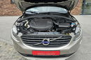 Volvo XC 60 Zarejestrowany Momentum Navi zdjęcie 21