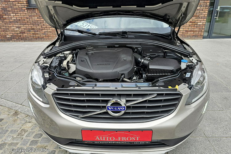 Volvo XC 60 Zarejestrowany Momentum Navi zdjęcie 21