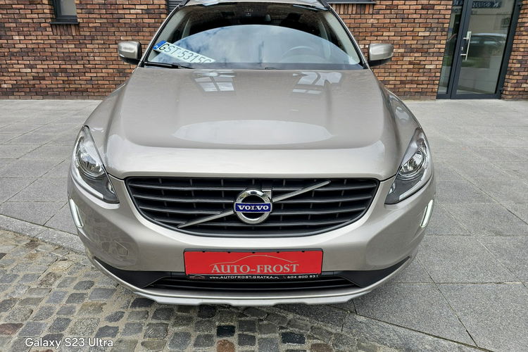 Volvo XC 60 Zarejestrowany Momentum Navi zdjęcie 4