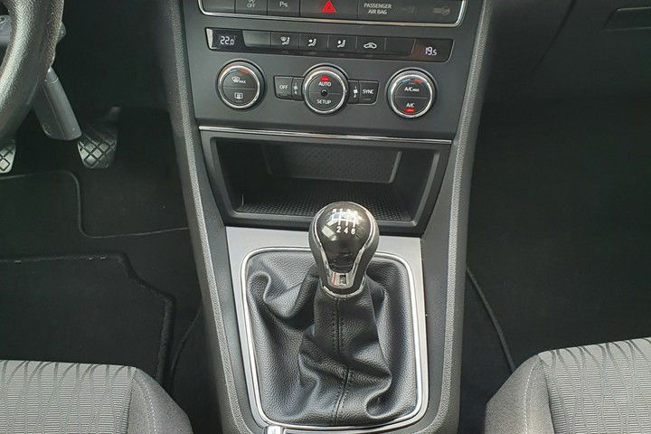 Seat Leon 1.6 TDI 110KM # Navi # ParkPilot # Climatronic # do Końca zdjęcie 21