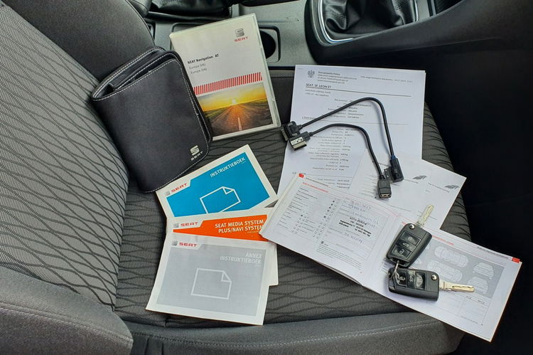 Seat Leon 1.6 TDI 110KM # Navi # ParkPilot # Climatronic # do Końca zdjęcie 27
