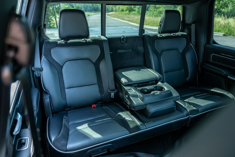 1500 DODGE / RAM 1500 eTorque 5.7 V8 Faktura Leasing Niski przebieg zdjęcie 35