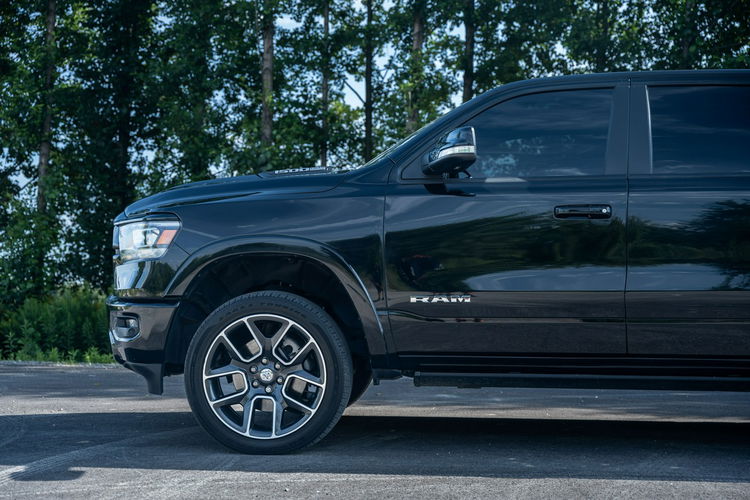 1500 DODGE / RAM 1500 eTorque 5.7 V8 Faktura Leasing Niski przebieg zdjęcie 9