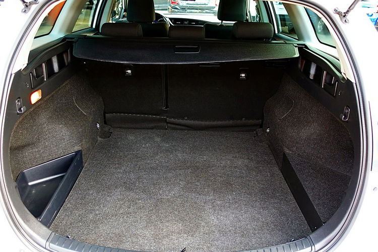 Toyota Auris Automat 1.8HYBRID 136KM Premium 3Lata GWARANCJA 1wł Kraj Bezwypad F23% 4x2 zdjęcie 12