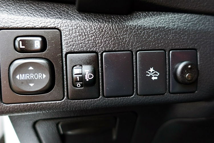Toyota Auris Automat 1.8HYBRID 136KM Premium 3Lata GWARANCJA 1wł Kraj Bezwypad F23% 4x2 zdjęcie 14