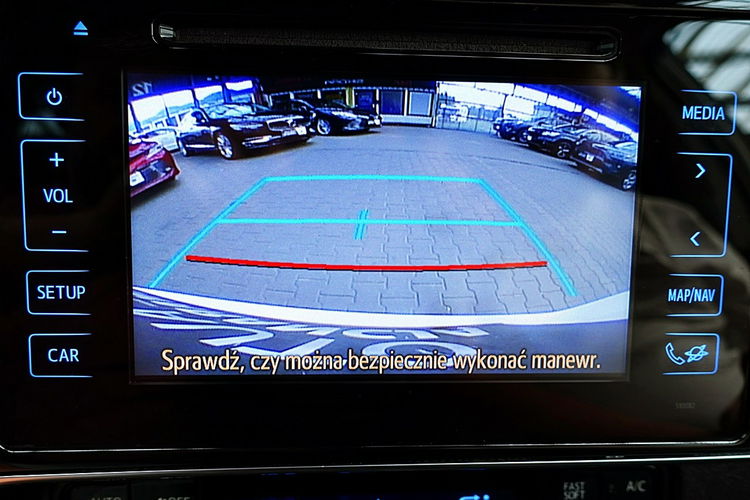 Toyota Auris Automat 1.8HYBRID 136KM Premium 3Lata GWARANCJA 1wł Kraj Bezwypad F23% 4x2 zdjęcie 18