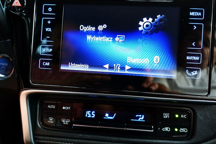 Toyota Auris Automat 1.8HYBRID 136KM Premium 3Lata GWARANCJA 1wł Kraj Bezwypad F23% 4x2 zdjęcie 30