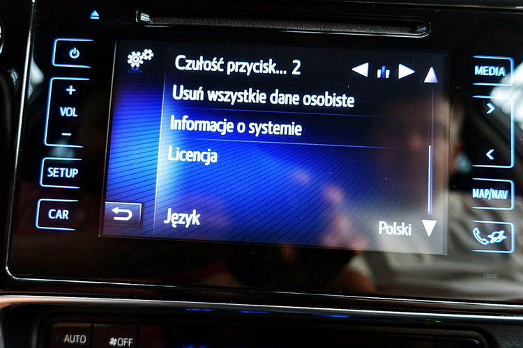 Toyota Auris Automat 1.8HYBRID 136KM Premium 3Lata GWARANCJA 1wł Kraj Bezwypad F23% 4x2 zdjęcie 36