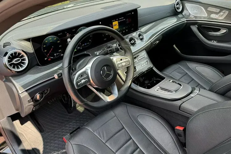 Mercedes cls zdjęcie 19