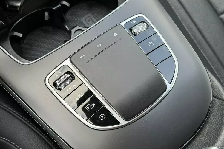 Mercedes cls zdjęcie 35