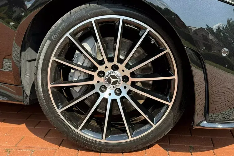 Mercedes cls zdjęcie 4