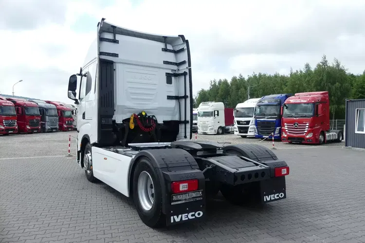 Iveco S WAY 460 / AUTOMAT / STANDARD / PEŁNE OSPOJLEROWANIE / zdjęcie 7
