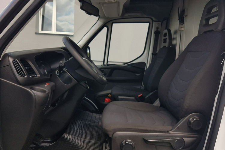 Iveco Daily KONTENER NISKOPODŁOGOWY 4.31x2.24x2.43 SKLEP KAMPER KLIMA FOODTRUCK zdjęcie 20