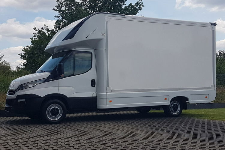 Iveco Daily KONTENER NISKOPODŁOGOWY 4.31x2.24x2.43 SKLEP KAMPER KLIMA FOODTRUCK zdjęcie 37