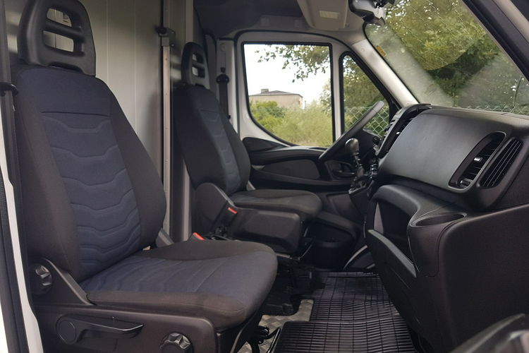 Iveco Daily KONTENER NISKOPODŁOGOWY 4.31x2.24x2.43 SKLEP KAMPER KLIMA FOODTRUCK zdjęcie 8