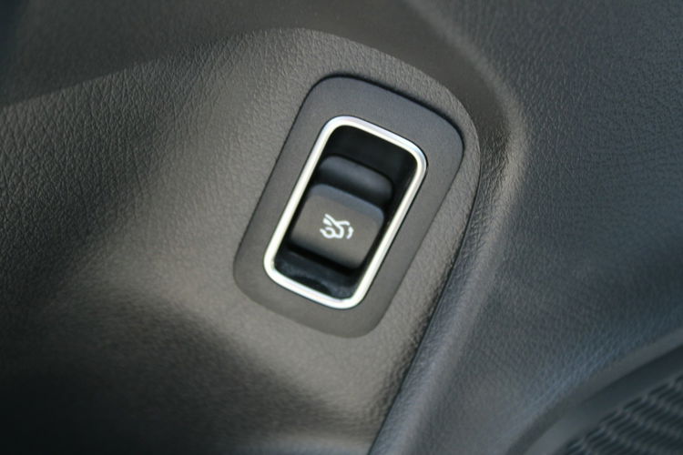 Mercedes CLA 180 Kamera F-vat Salon Polska Gwarancja Virtual zdjęcie 14