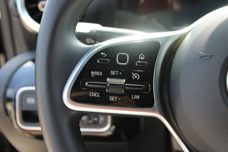 Mercedes CLA 180 Kamera F-vat Salon Polska Gwarancja Virtual zdjęcie 25