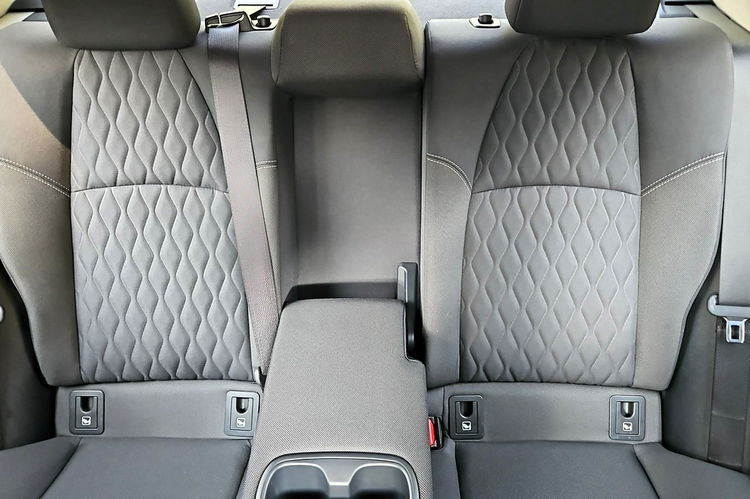 Toyota Corolla 1.8 HSD 122KM COMFORT STYLE TECH, salon Polska, gwarancja zdjęcie 25