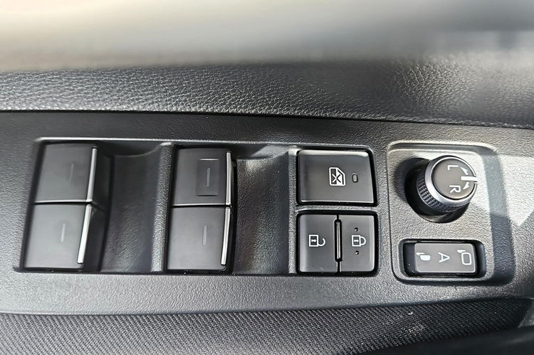 Toyota Corolla 1.8 HSD 122KM COMFORT TECH, salon Polska, gwarancja, FV23% zdjęcie 19