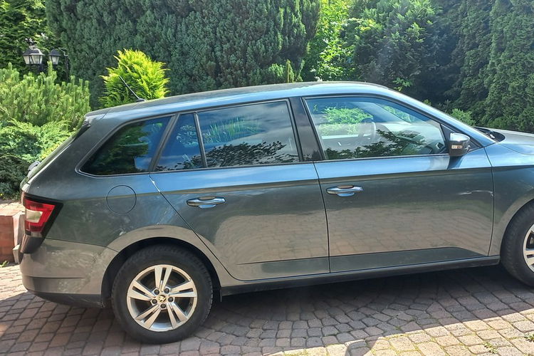 Skoda Fabia Kam.Cofania Kier.wielof. Klimatronik Grz.Fotele LPG 1.0 MPI 33 netto zdjęcie 27