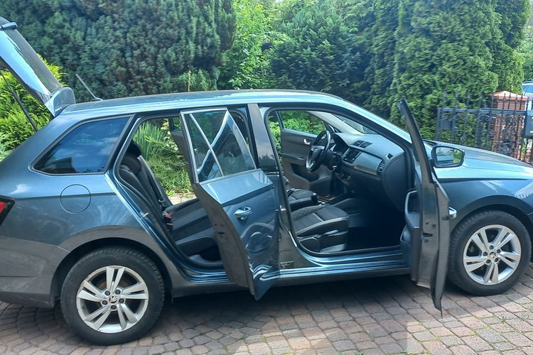 Skoda Fabia Kam.Cofania Kier.wielof. Klimatronik Grz.Fotele LPG 1.0 MPI 33 netto zdjęcie 28