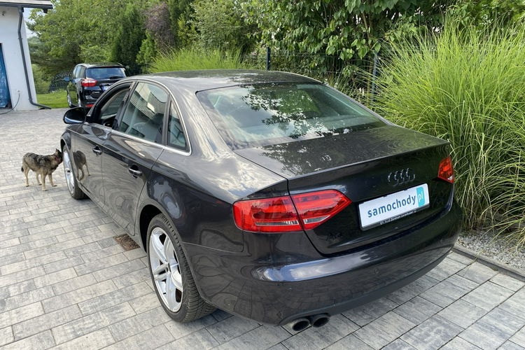Audi A4 Zadbane - bezwypadkowe z oryginalnym przebiegiem. zdjęcie 3