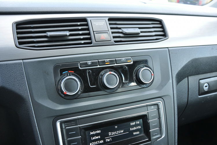 Volkswagen Caddy 2.0TDI 75KM Polski Rynek Klimatyzacja Stan BDB zdjęcie 14
