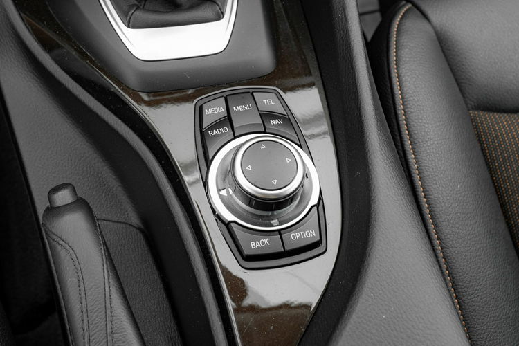 BMW X1 xDrive 18d SportLine Podgrz.f 2 stref klima Ambient Cz.park Salon PL zdjęcie 23