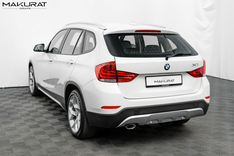 BMW X1 xDrive 18d SportLine Podgrz.f 2 stref klima Ambient Cz.park Salon PL zdjęcie 4